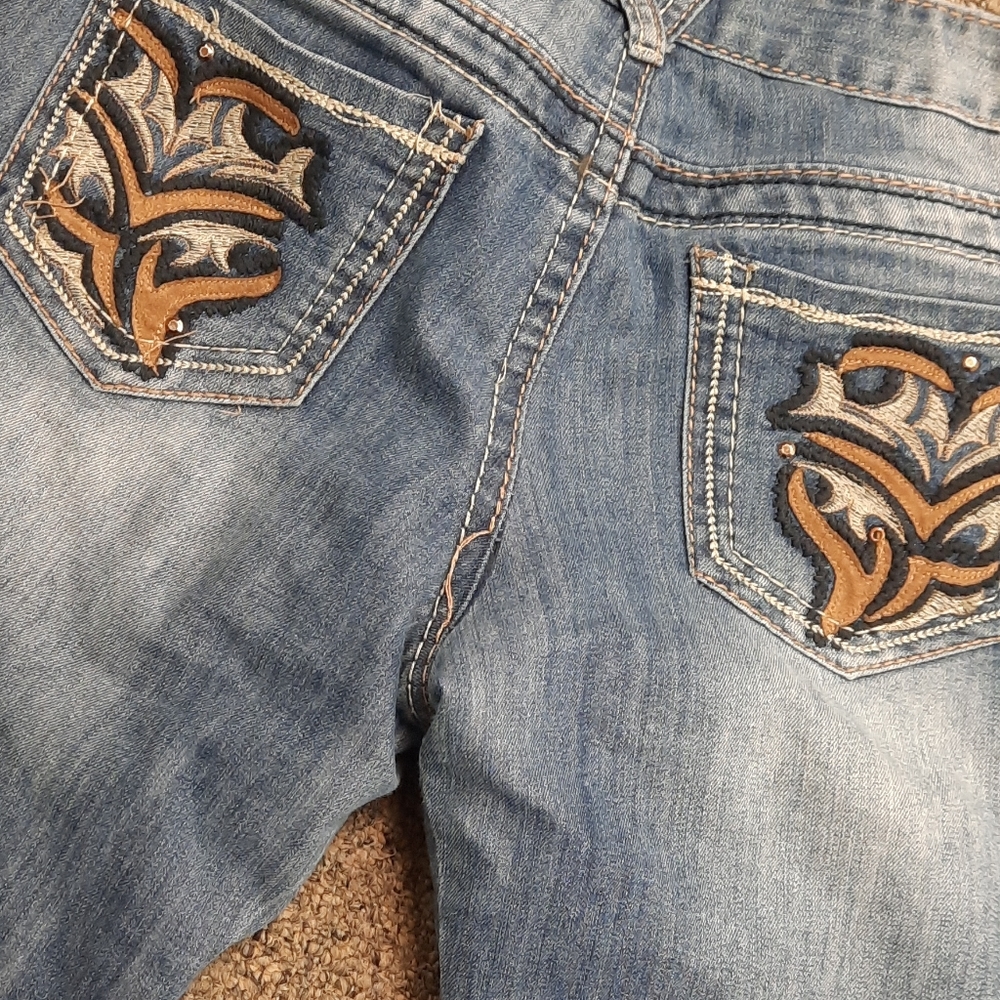 Vanity Jeans - Picture 3 of 5